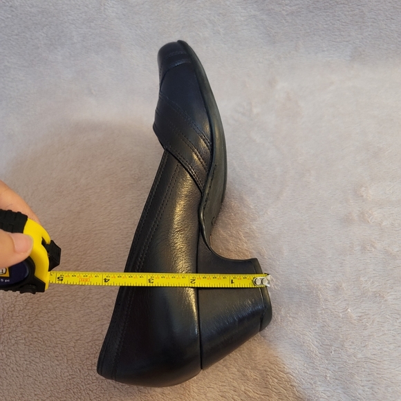 CLARKS FLAT SHOES - Picture 3 of 6